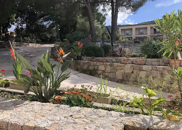 Stella Marina Hotel 2*